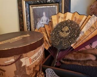 Vtg Womens Accessories and Decor