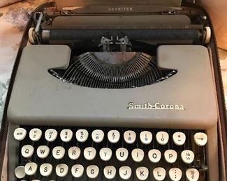 Vintage Smith Corona Skywriter