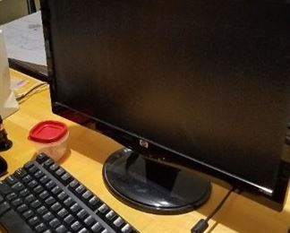 Monitor, kreyboard and mouse for computer