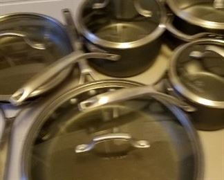 Full set of cookware
