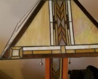 Frank Lloyd Wright type lamp