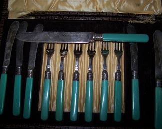 ENGLISH DESSERT IN PRESENTATION BOX