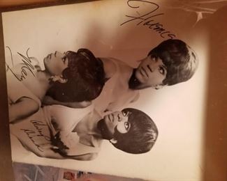 Supremes signed picture