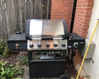 Barely used grill