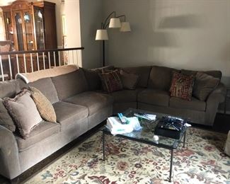 Coffee tables, lamps, and 8x 10 rug