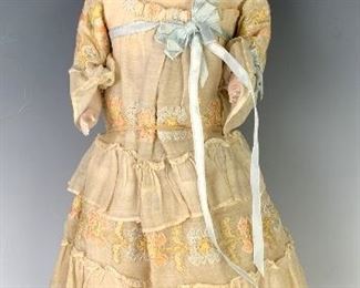 17" German Bisque Shoulderhead "Singing Girl" C. 1910