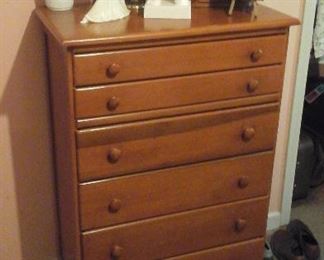 chest of drawers