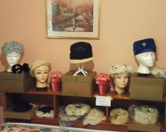 Vintage lady's hats, some with Rich's hat boxes