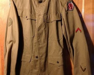 Several great WW1 military uniforms