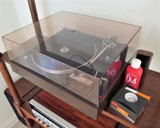 Dual 1237 turntable