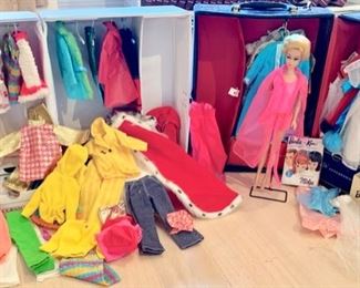 Vintage Barbie Collection: Wardrobe Cases, Clothing & Accessories