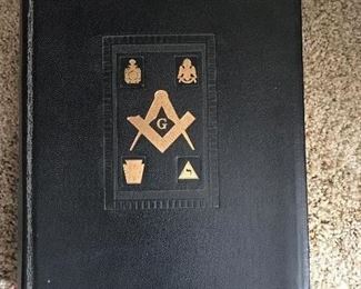 Mason's Bible. Perfect condition.