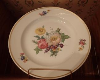 LARGE SERVING PLATES