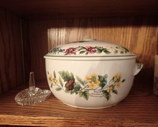 SERVING PIECES - CRYSTAL