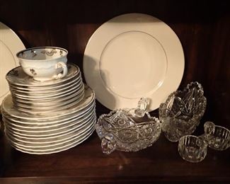 DISHES / GLASSWARE