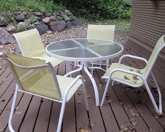 OUTDOOR PATIO SET