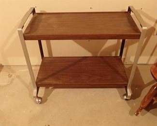 SERVING CART