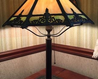 Vintage Bradley Hubbard 16 panel slag lamp