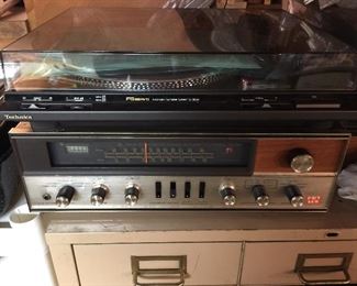 Technics SL-BD22 Turntable With Dustcover (needs belt) / Vintage Kenwood TK-66 am/fm stereo receiver (SOLD)