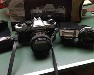 Olympus OM10 Camera, flash, extra lens, case