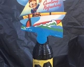 1950's Mason's Root Beer Bottle with Topper "Boat"
