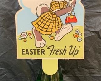 Seven Up "Easter Fresh Up" Bottle Topper with Bottle