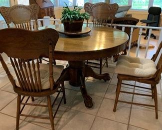 Kitchen Table and Chairs