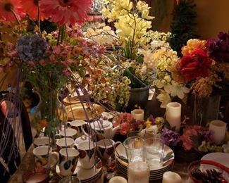 Lots of choices for decorating your home with beautiful flowers