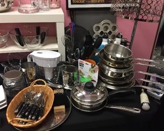 Kitchen items, Cutco and Cuisinart stainless, Lodge cast iron