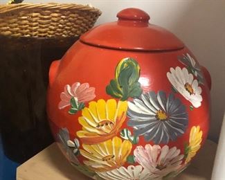 Keep some summer in your kitchen and a smile everyday with this sweet cookie jar