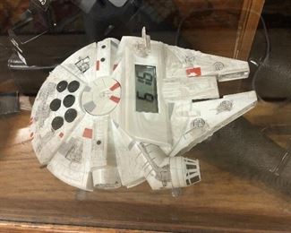 Millennium Falcon tells time in space 