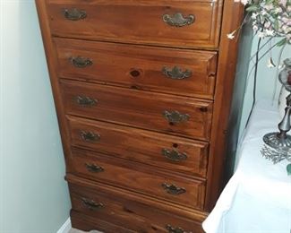Chest of drawer 30 in wide, 18 in deep, 52 inches high