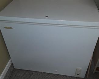 Chest freezer 37 in wide 23 in deep 32 in tall