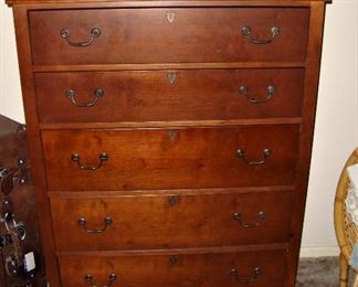 "USA" CHEST OF DRAWERS - WE HAVE THE MATCHING NIGHT STANDS, BED and DRESSER. (SEE NEXT 3 PHOTOS)