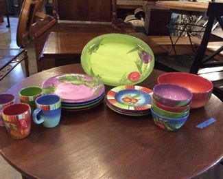 Laurie Gates dish set 18pc