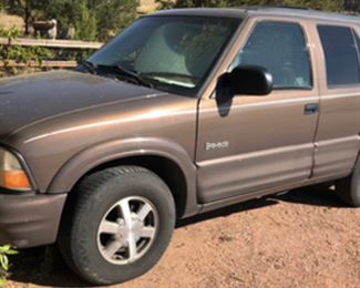 1999 Oldsmobile Bravada, title in hand, ready to sell, low miles for age