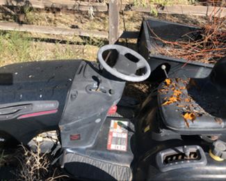 craftsman riding lawnmower, fun to ride