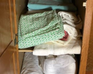 linen, linen, and more linen, there is more than pictured, there are many cool vintage pillowcases that would be great to upcycle as fabric for other projects