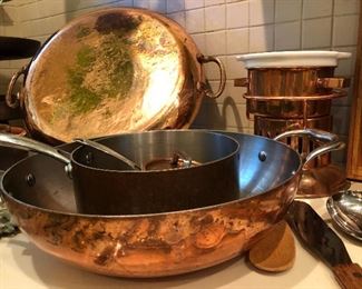 Copper pans 