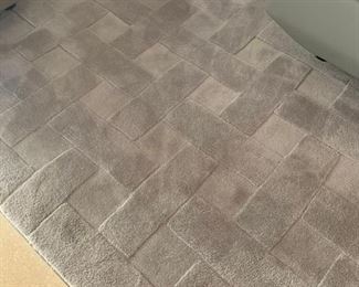 Rather large rug, check back for measurements.