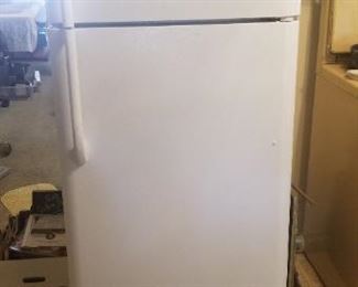 refridgerator