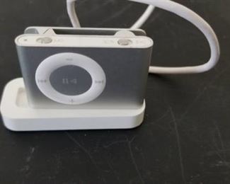 Ipod music Player with Charge Cord Silver