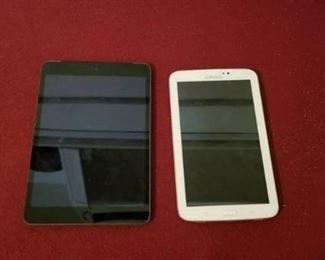 Samsung and Apple Tablets