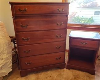 Jamestown Sterling Corp. Dresser & Nightstand https://ctbids.com/#!/description/share/241640