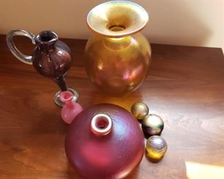 Art Glass by Robert Bagler, Paper Weights & More https://ctbids.com/#!/description/share/242933 