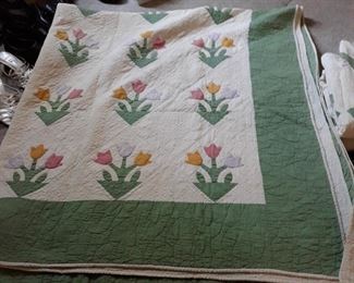 Tulip Applique. quilt circa 1920 , 78" x 90"