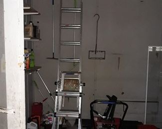 aluminum ladders