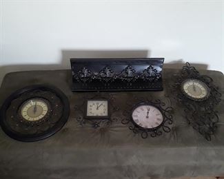 Clock  decor items