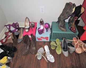 woman's shoes - size 6 / 6.5