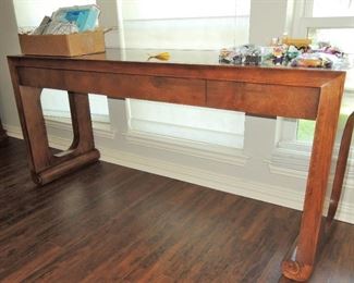 Henredon entry table with carved detail.  Available for immediate purchase